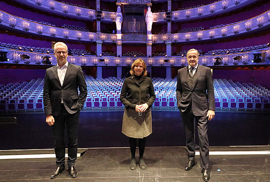 BMW München Niederlassungsleiter Bernd Döpke, Prinzessin Ursula von Bayern, Nikolaus Bachler, Intendant der Bayerischen Staatsoper ©Foto: W Hösl 